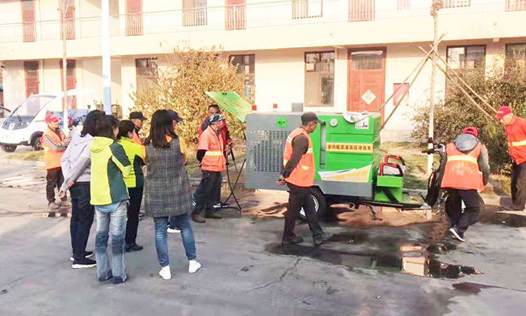 多功能高温高压清洗车，环卫站交车培训