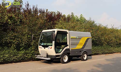电动高压清洗车，协同作业为道路环卫查漏补缺