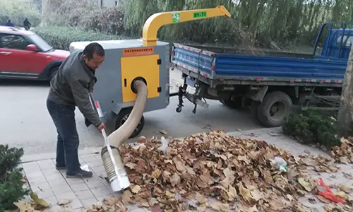 吸树叶机器专门为树叶掉落密集，收集转运难的地方使用