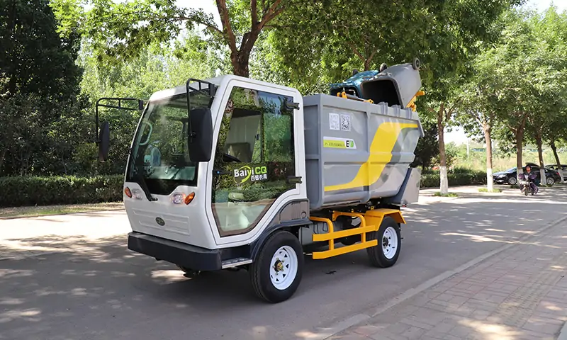纯电动小型垃圾车，市政物业街道垃圾转运，操作简单又灵活！