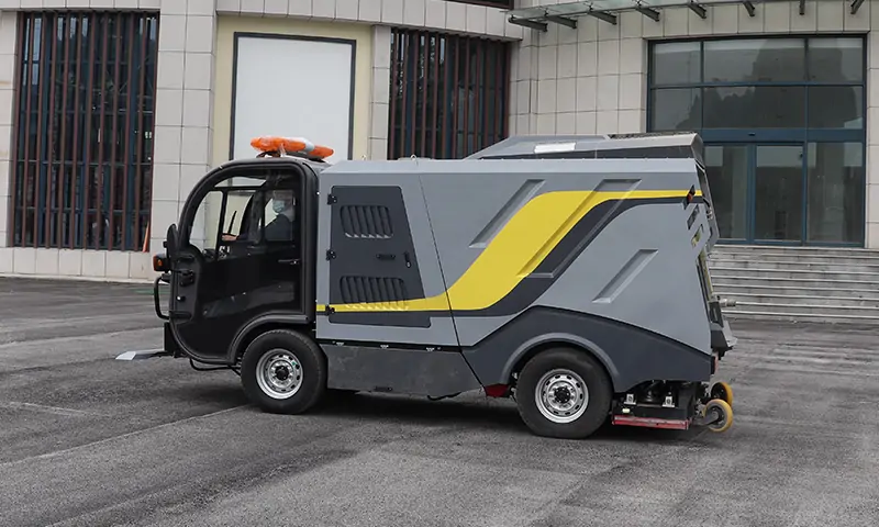 纯电动深度清洁车：革新环保，开创清洁新时代
