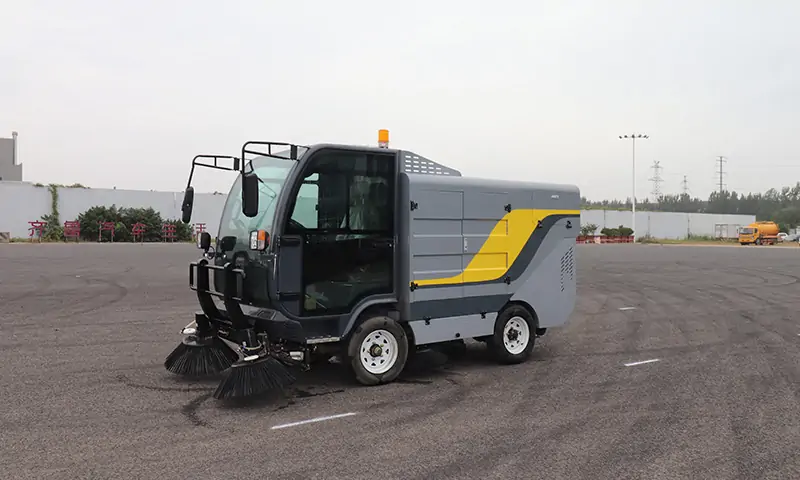 新品純電動清掃車：環(huán)保、高效、便捷的城市清潔利器