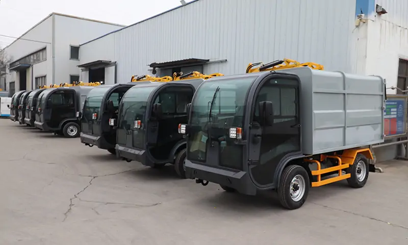 新能源四轮垃圾清运车：高效环保，助力城市环境卫生建设